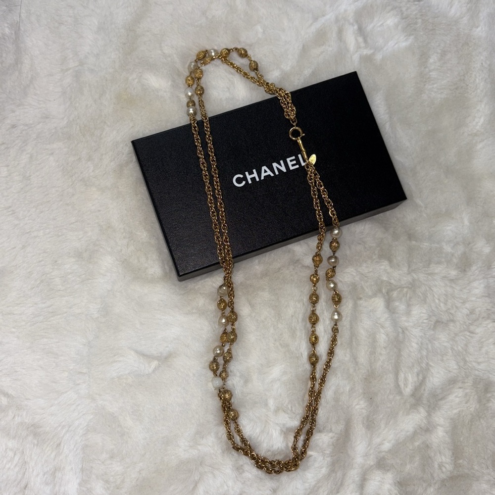 🖤CHANEL SALE🖤Authentic Double Classic Chanel Pearl & Gold Chain Necklace/Belt - Picture 16 of 17